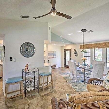 Canal Waterfront Home With Private Pool And Dock! プンタ・ゴーダ エクステリア 写真