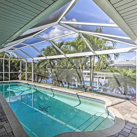 Canal Waterfront Home With Private Pool And Dock! プンタ・ゴーダ エクステリア 写真