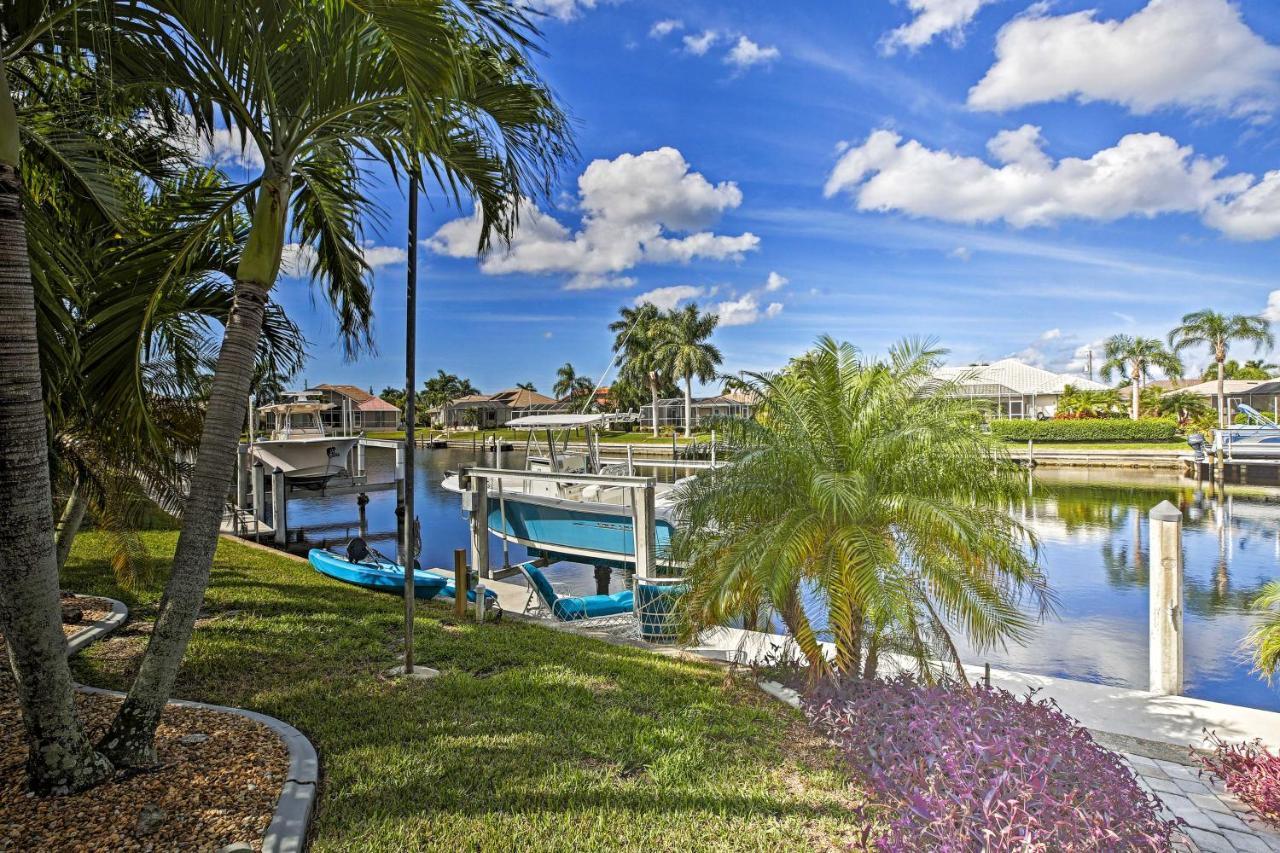 Canal Waterfront Home With Private Pool And Dock! プンタ・ゴーダ エクステリア 写真
