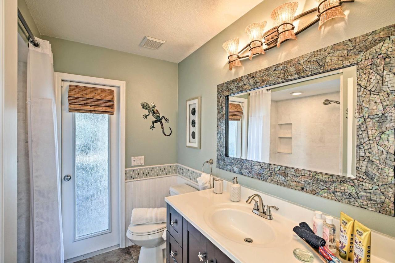 Canal Waterfront Home With Private Pool And Dock! プンタ・ゴーダ エクステリア 写真