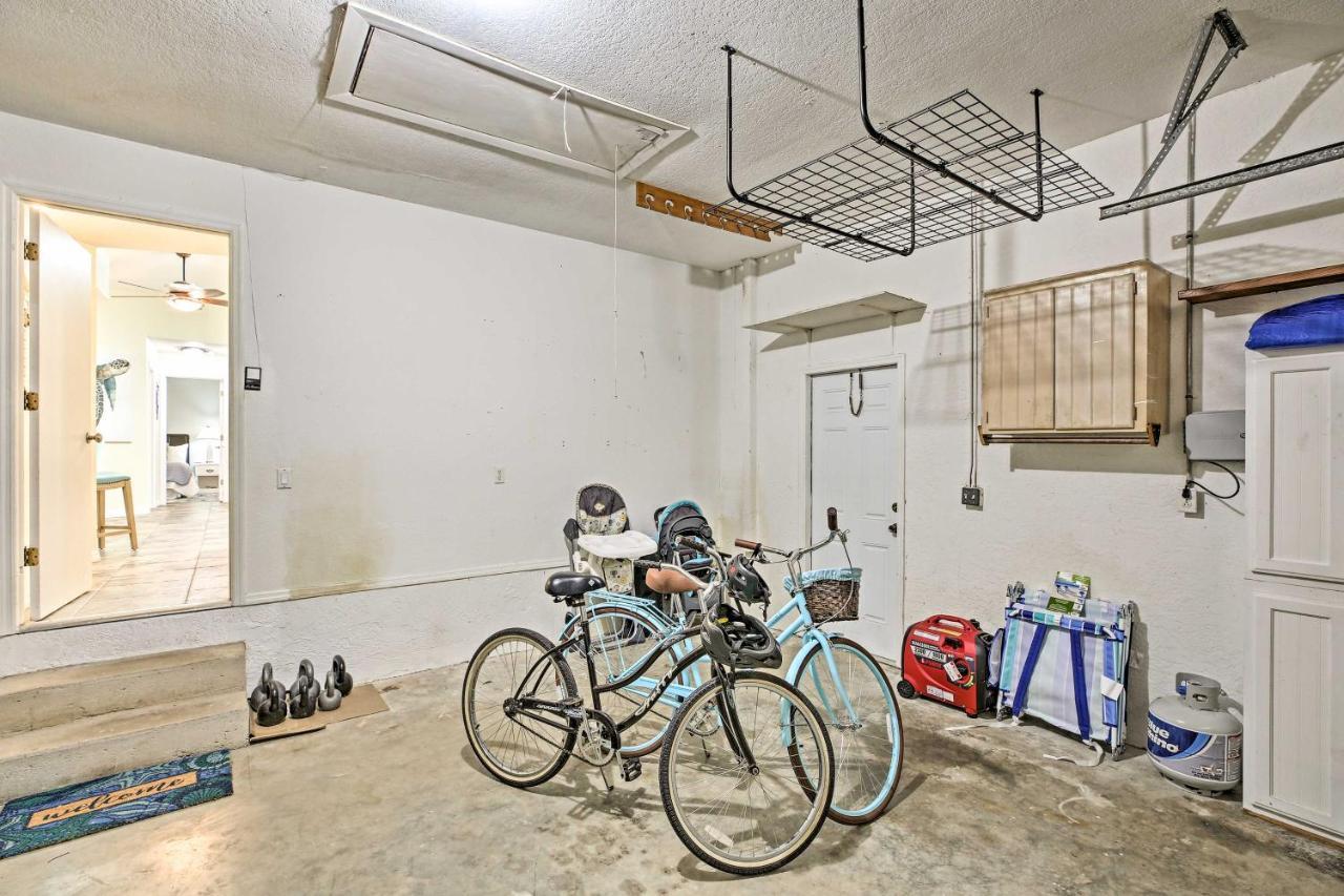 Canal Waterfront Home With Private Pool And Dock! プンタ・ゴーダ エクステリア 写真