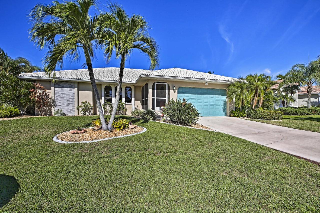 Canal Waterfront Home With Private Pool And Dock! プンタ・ゴーダ エクステリア 写真